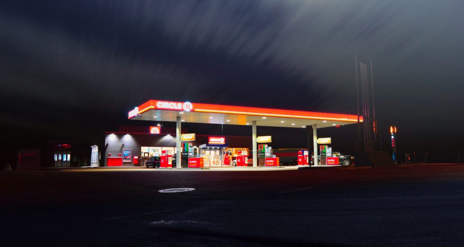 blur-evening-gas-station-399635-min